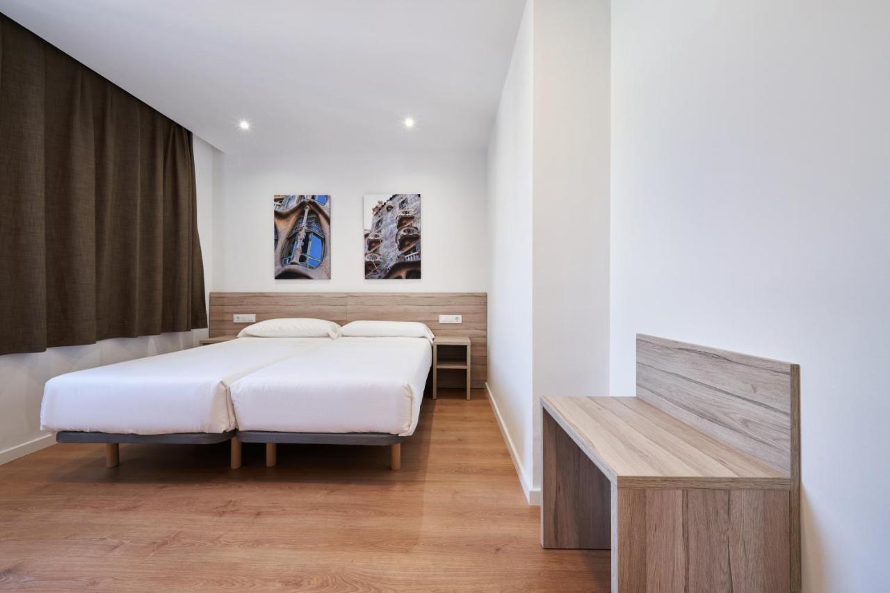 Aparthotel Augusta Barcelona Ngoại thất bức ảnh